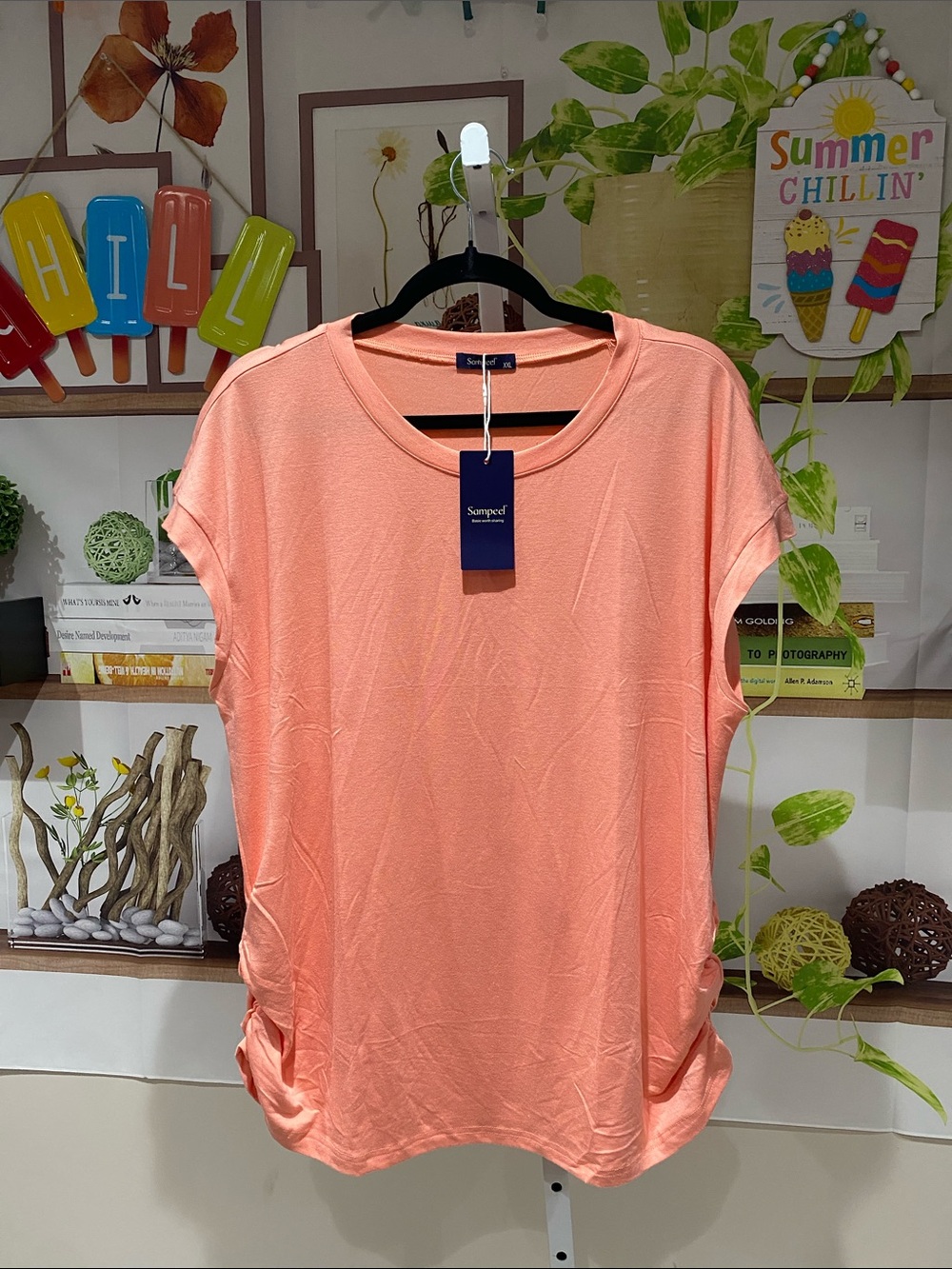 Sampeel Coral Short Sleeve Tee XXL. Ptp is 25.